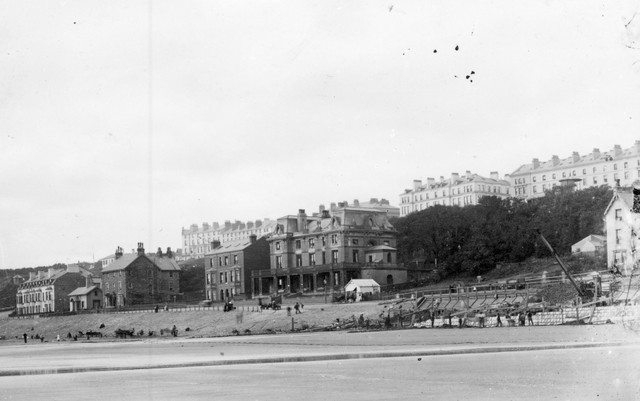 Building the sea wall in 1890